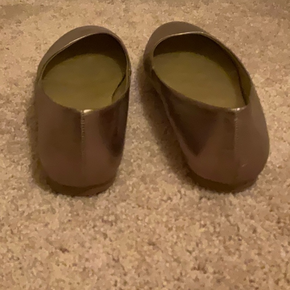 ALMOST NEW Seychelles bronze gold metallic flats - Picture 5 of 5
